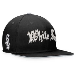 Men's Chicago White Sox Fanatics Branded Black Iconic Old English Snapback Hat