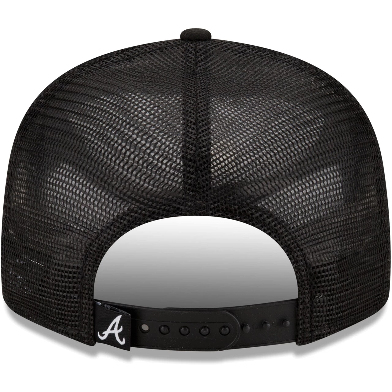 Men's Atlanta Braves New Era Black Street Trucker 9FIFTY Snapback Hat - Image 4