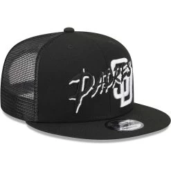 Men's San Diego Padres New Era Black Street Trucker 9FIFTY Snapback Hat