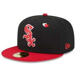 Men's Chicago White Sox New Era Black/Red Heart Eyes 59FIFTY Fitted Hat
