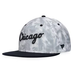 Men's Chicago White Sox Fanatics Branded Black/White Smoke Dye Fitted Hat